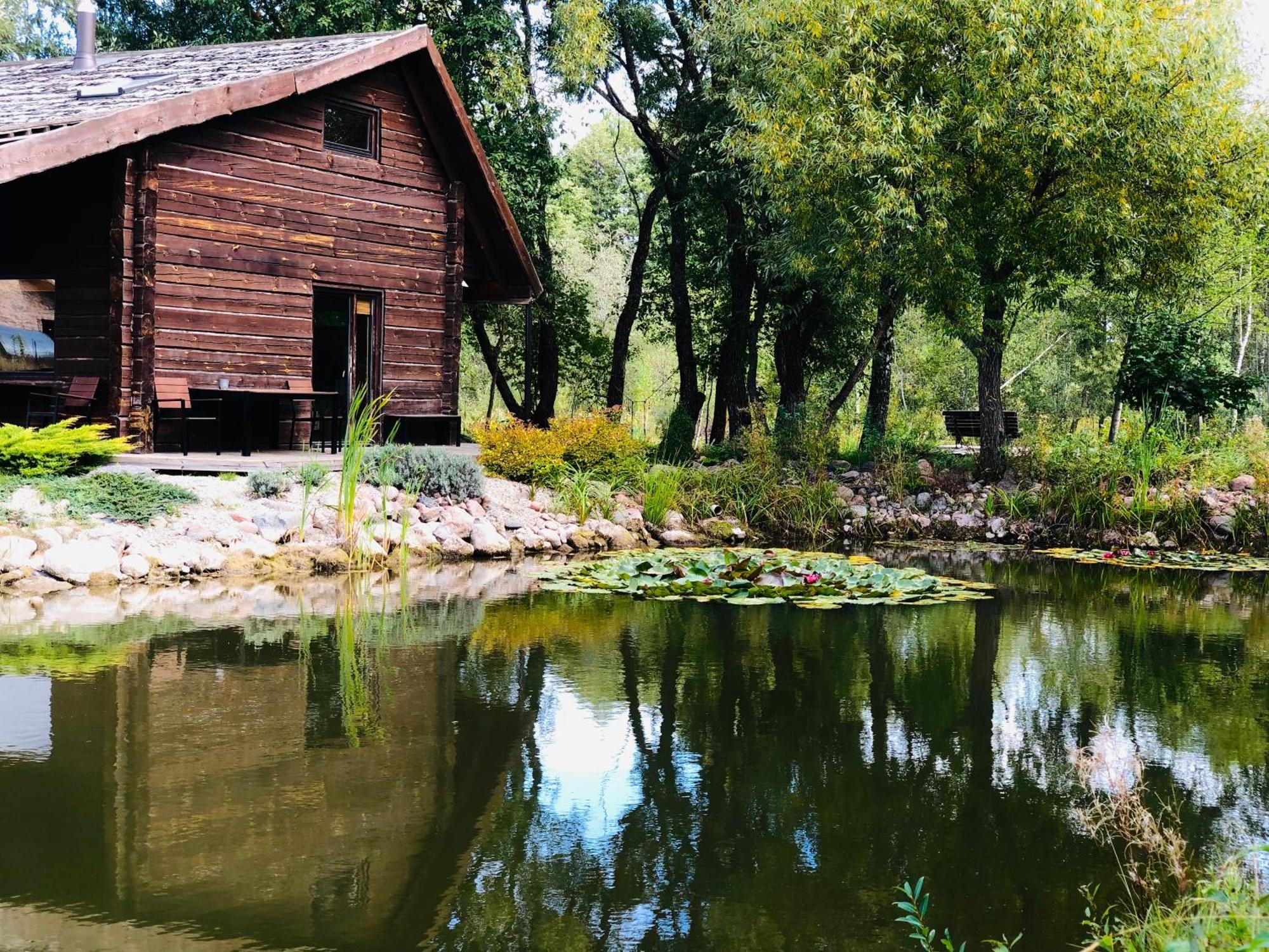 Akmeninis Bebras Villa Zemaiteliai Exteriör bild