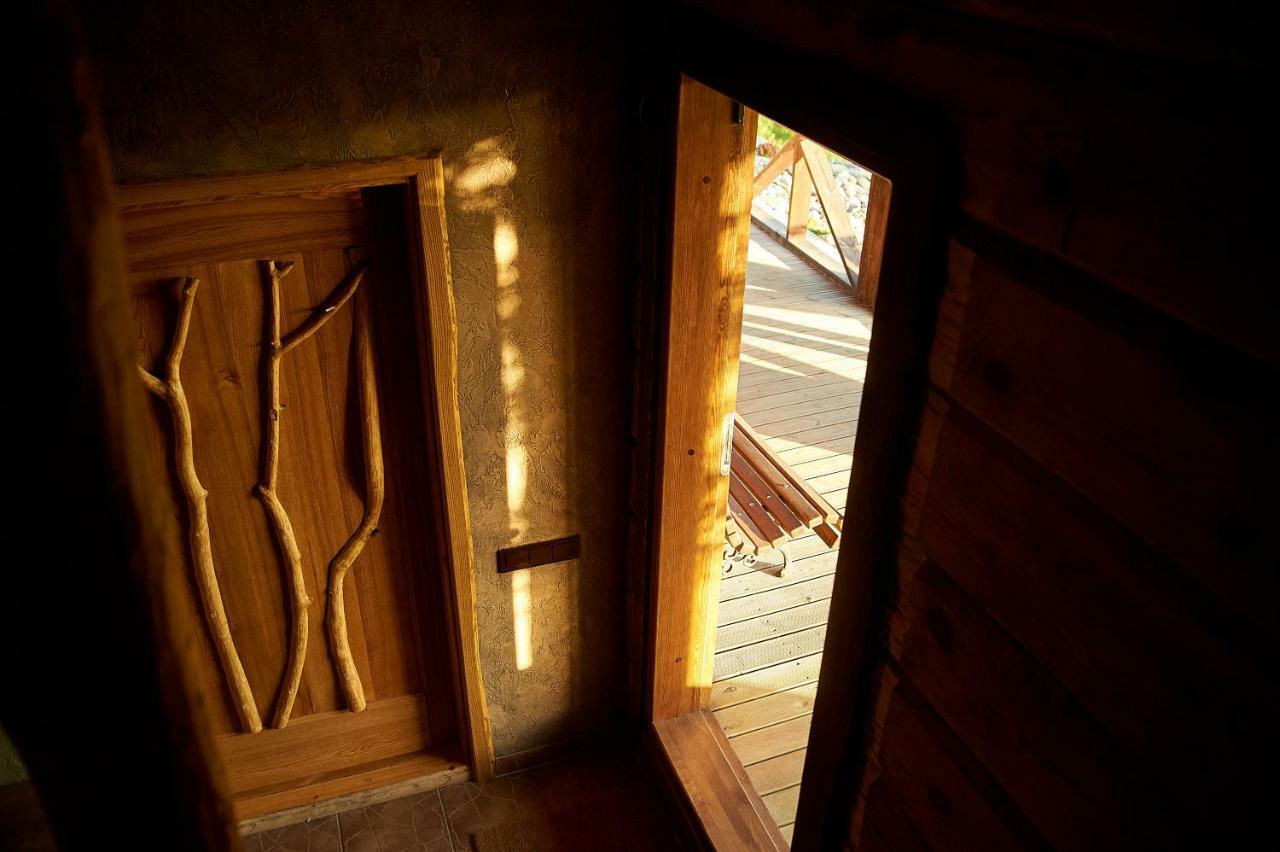 Akmeninis Bebras Villa Zemaiteliai Exteriör bild